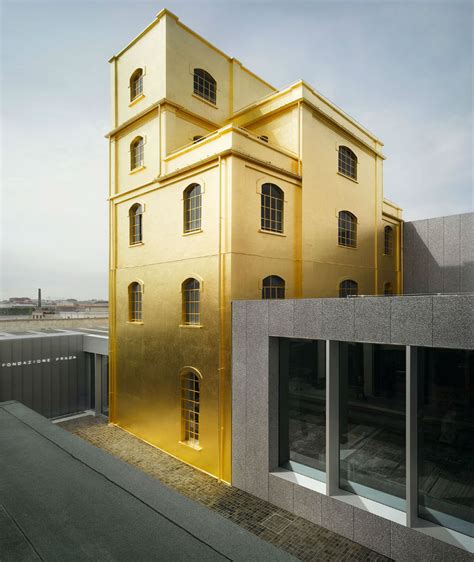 foto di palazzo prada|fondazione prada venezia milano.